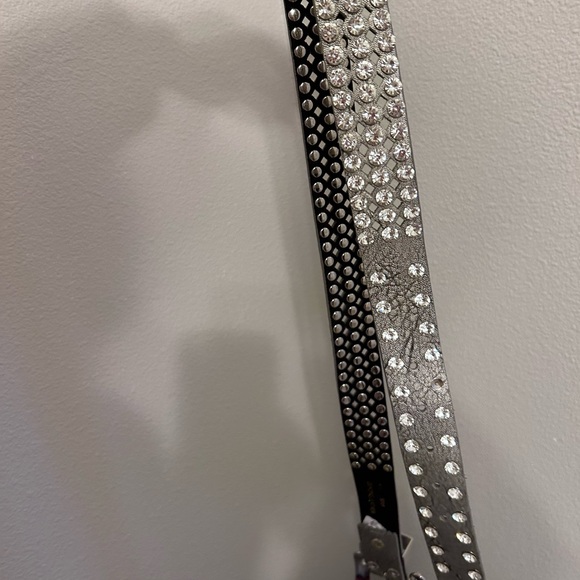 Shyanne Women's Rhinestone Filigree Leather Belt - 150-SIL S/M - Picture 6 of 8